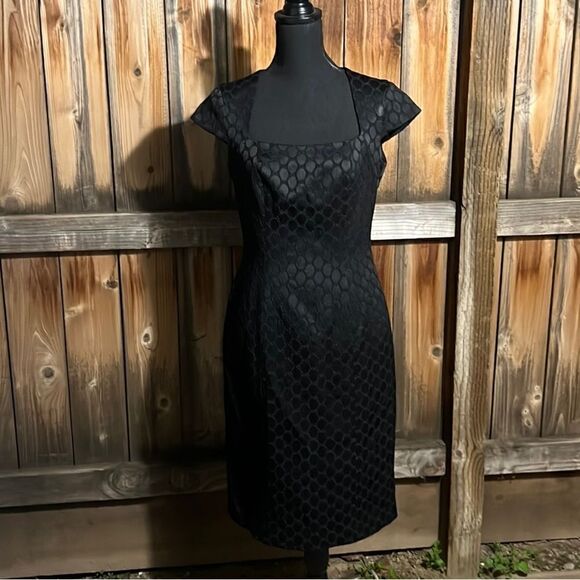 Nine West dress career sheath textured black cap sleeve lined 8 FIRM on PRICE - Picture 1 of 5